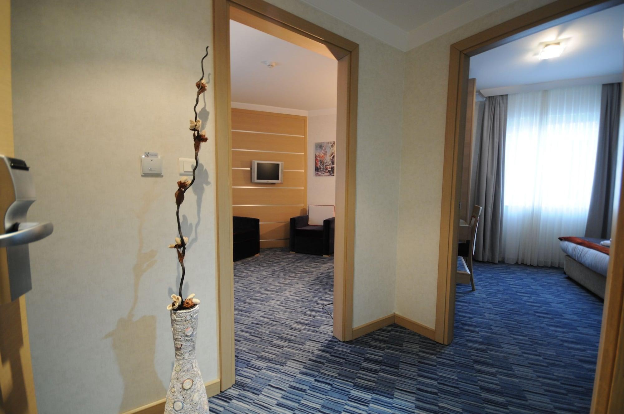 Sv Business Hotel Taksim Istambul Exterior foto