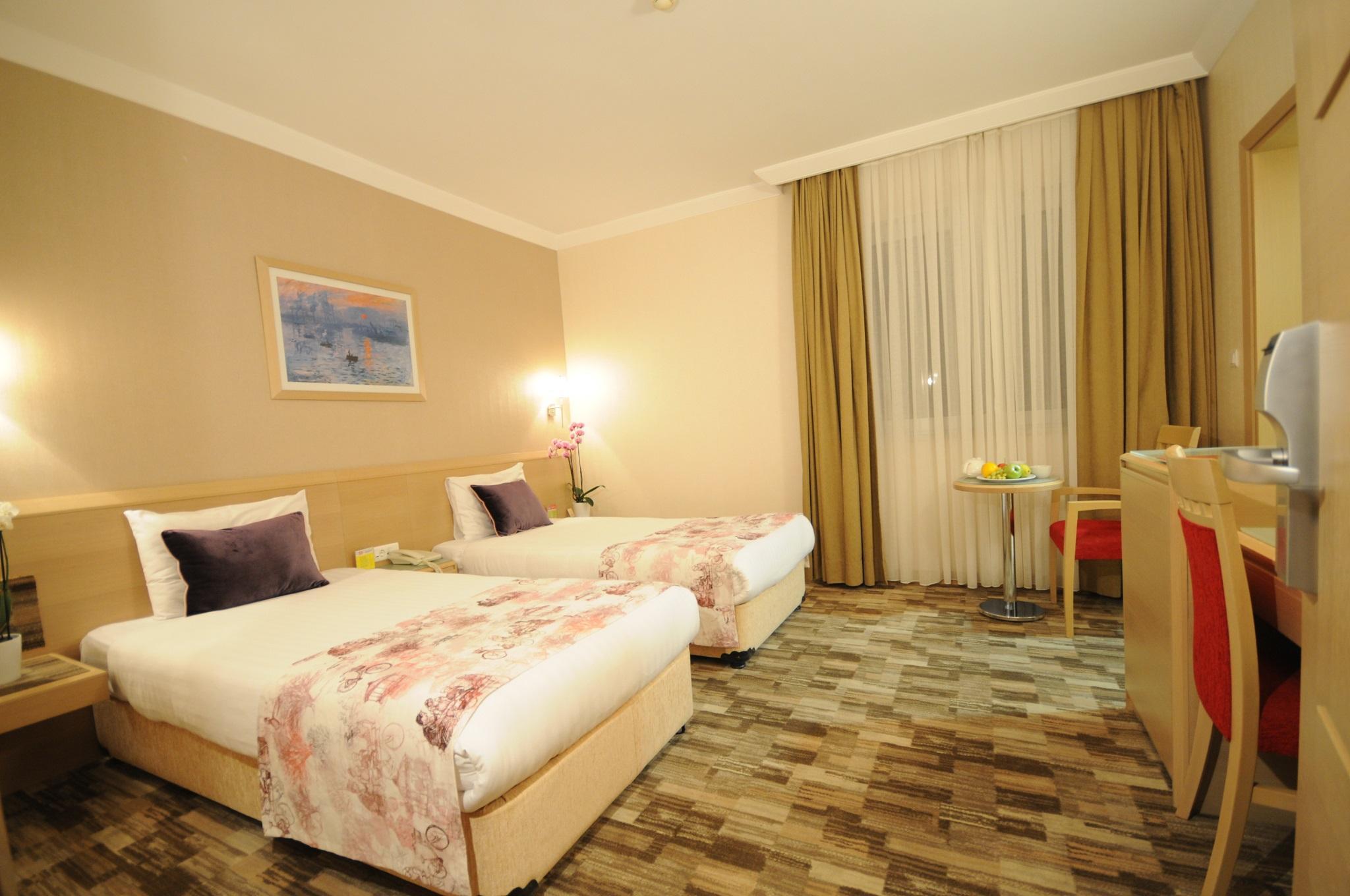 Sv Business Hotel Taksim Istambul Exterior foto